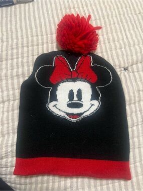 Minnie Mouse Black & Red Pom Beanie - Kids Accessories